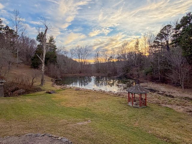 7058 E Farm Road 132, Springfield, MO 65802