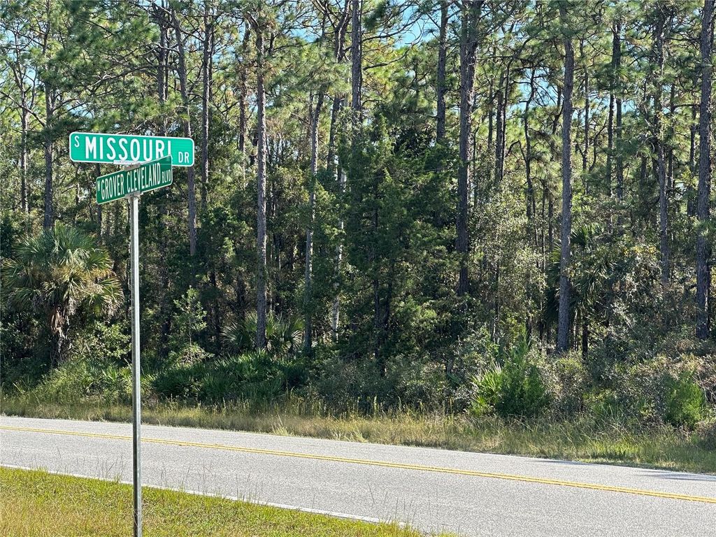 4025 S MISSOURI STREET, Homosassa, FL 34448