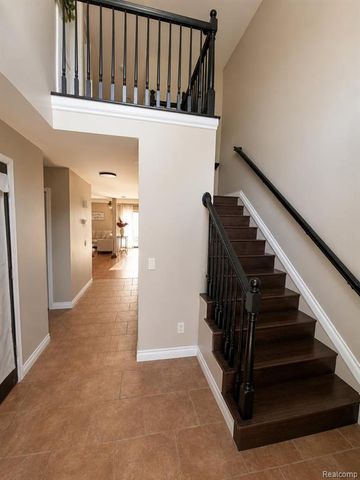 6525 Theisen Street, Dearborn, MI 48126
