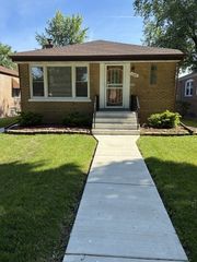 145 W 126th Place, Chicago, IL 60628
