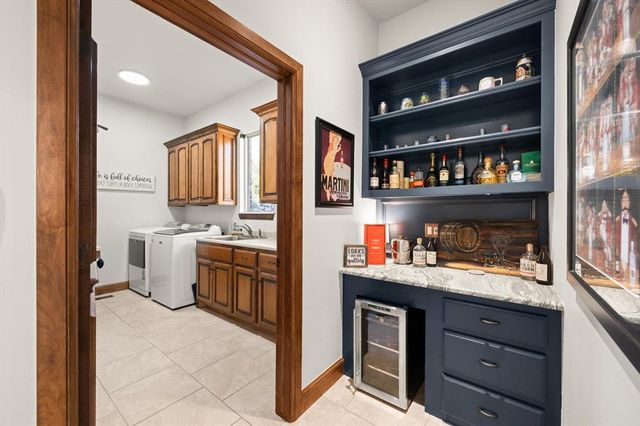 3824 Villas Creek Court, Edmond, OK 73003