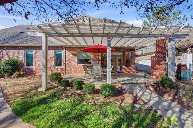 3824 Villas Creek Court, Edmond, OK 73003