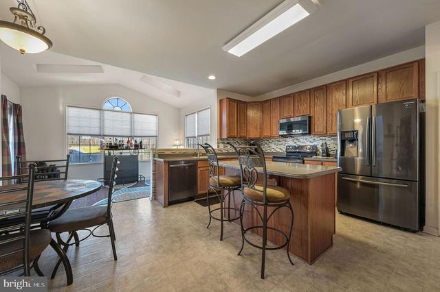 239 JORDAN DR, Dover, DE 19904