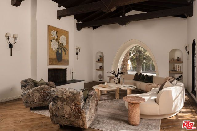 1641 N Ogden Drive, Los Angeles, CA 90046