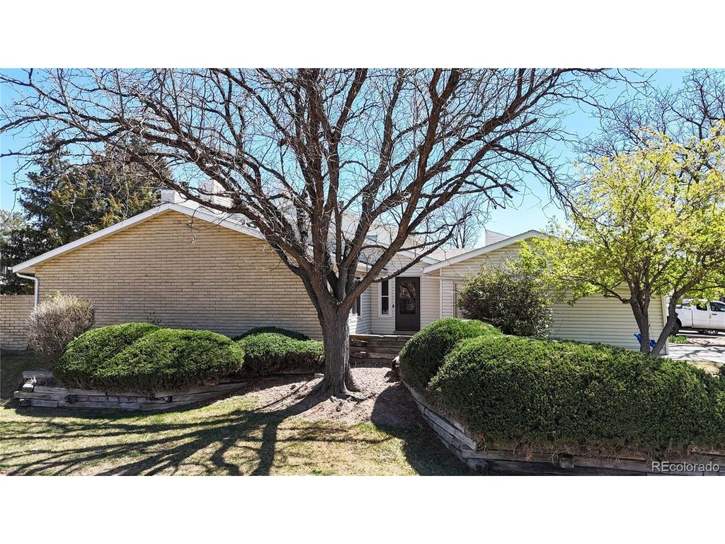 246 S 22nd Ave, Brighton, CO 80601