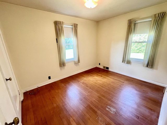 1905 N Rapids ROAD, Manitowoc, WI 54220