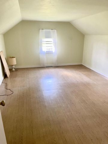 1905 N Rapids ROAD, Manitowoc, WI 54220