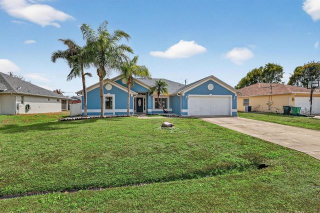566 SW Sea Holly Terrace, Port St. Lucie, FL 34984