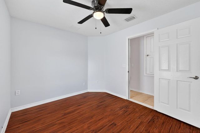 566 SW Sea Holly Terrace, Port St. Lucie, FL 34984