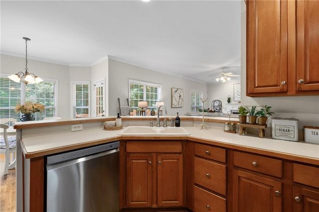 250 Ryans Court, Sharpsburg, GA 30277