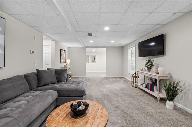 250 Ryans Court, Sharpsburg, GA 30277