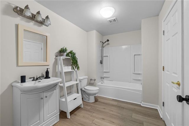250 Ryans Court, Sharpsburg, GA 30277