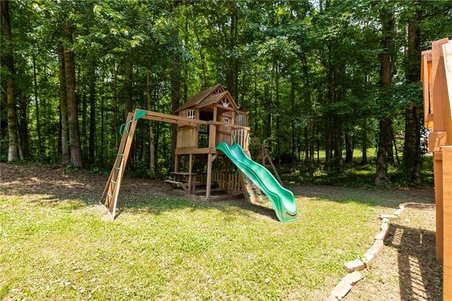 250 Ryans Court, Sharpsburg, GA 30277