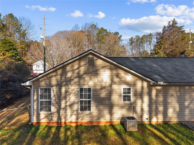 466 Southern Trace Drive, Rockmart, GA 30153