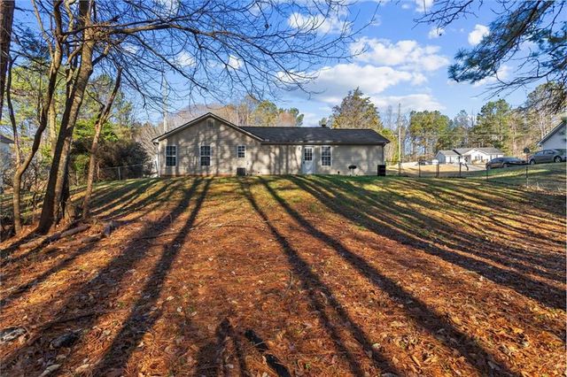 466 Southern Trace Drive, Rockmart, GA 30153