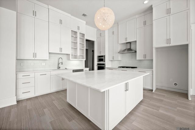 2855 Grand Way Ave, Baton Rouge, LA 70810