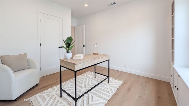 3641 Somerset, Los Angeles, CA 90016
