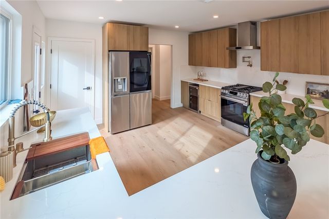 3641 Somerset, Los Angeles, CA 90016