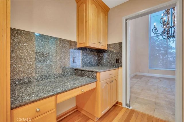 12305 Ridge, Los Angeles, CA 90049