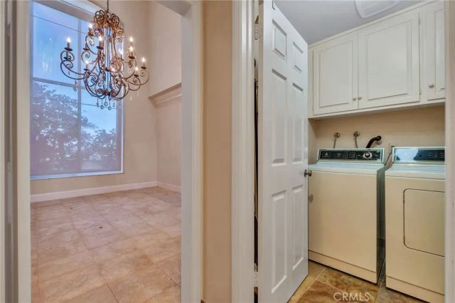 12305 Ridge, Los Angeles, CA 90049