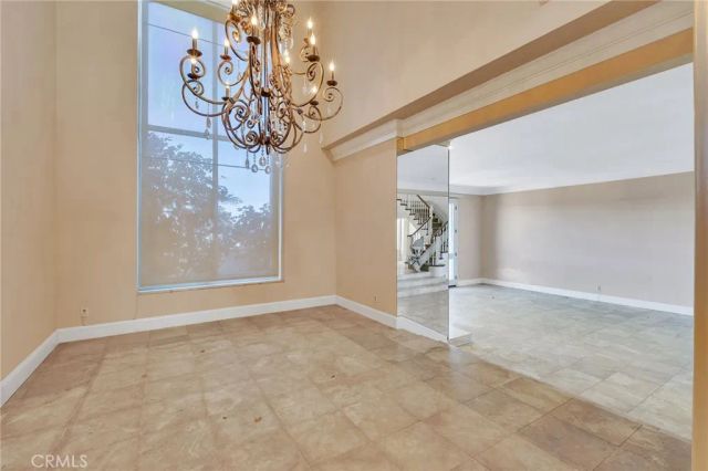 12305 Ridge, Los Angeles, CA 90049