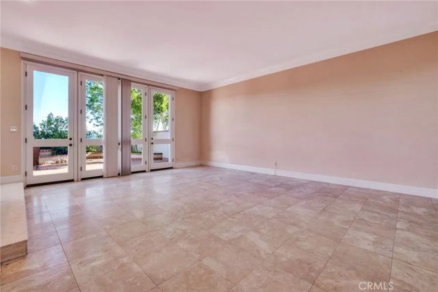 12305 Ridge, Los Angeles, CA 90049