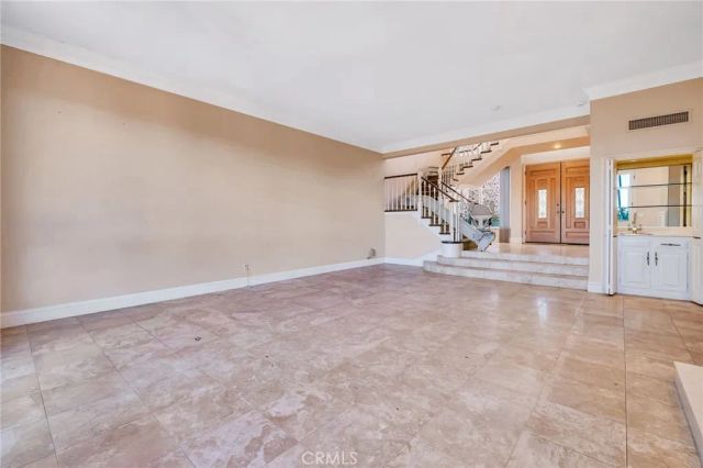 12305 Ridge, Los Angeles, CA 90049