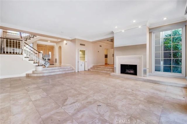 12305 Ridge, Los Angeles, CA 90049