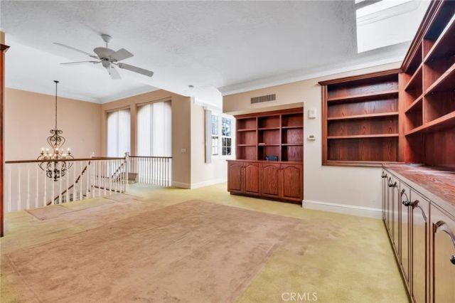 12305 Ridge, Los Angeles, CA 90049