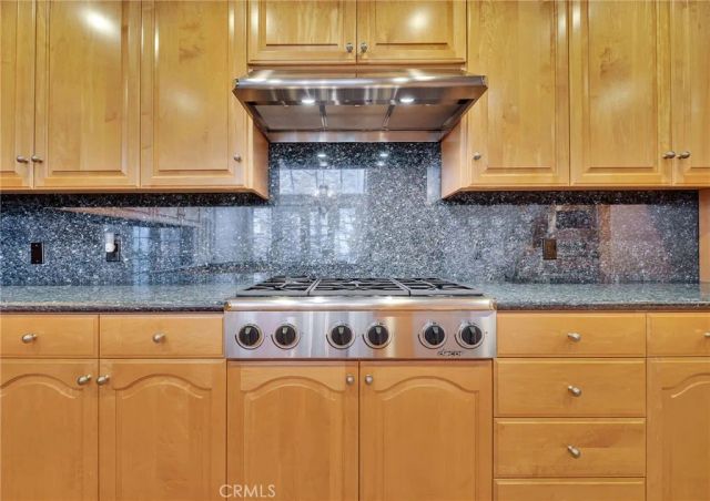 12305 Ridge, Los Angeles, CA 90049