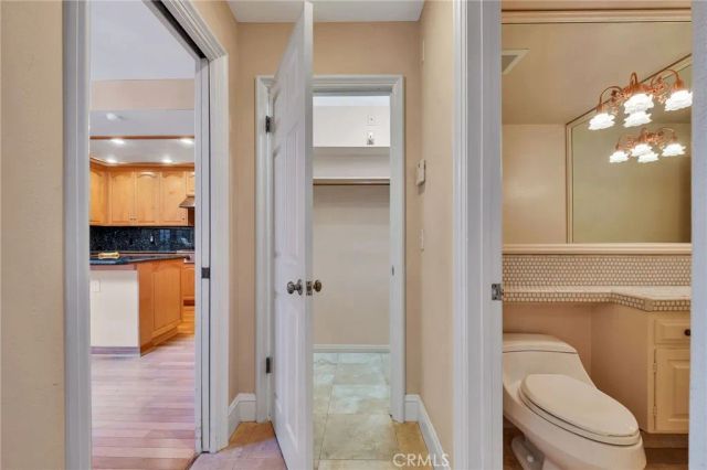 12305 Ridge, Los Angeles, CA 90049