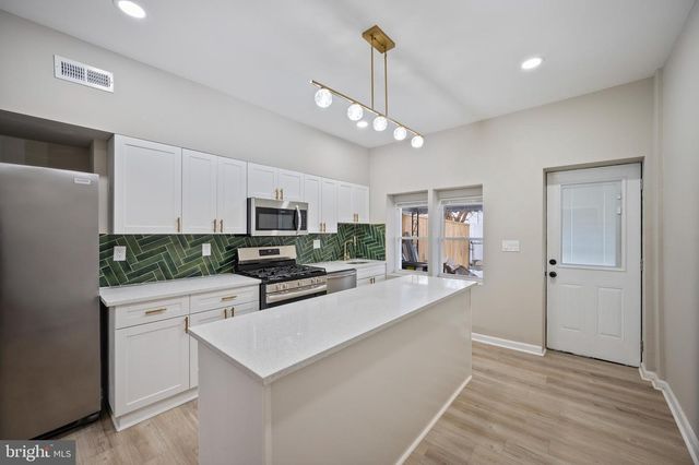 116 N KENWOOD AVE, Baltimore, MD 21224