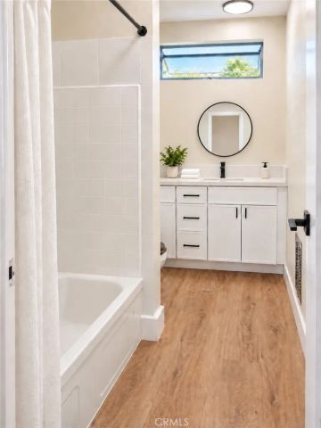1015 19th Street, Santa Monica, CA 90403
