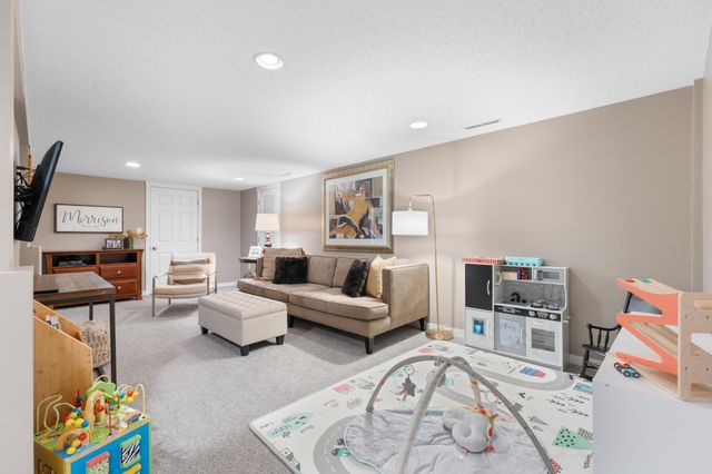 1609 29th Street SE, Rochester, MN 55904