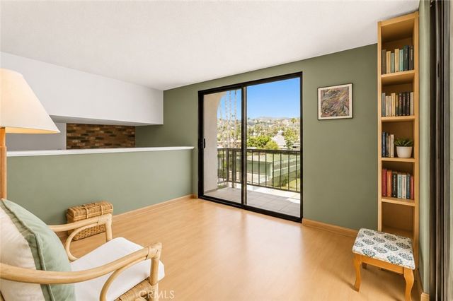 1971 Rodney 307, Los Angeles, CA 90027
