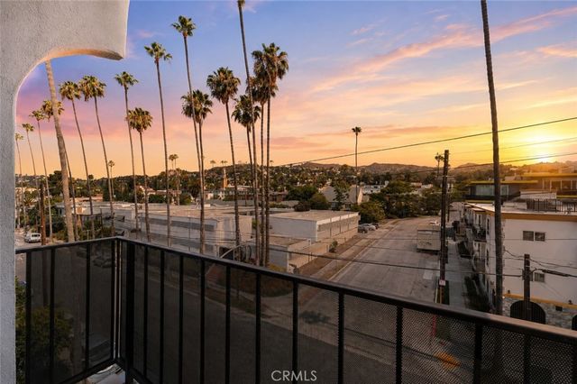 1971 Rodney 307, Los Angeles, CA 90027