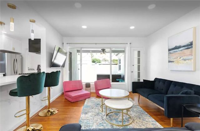 13831 Bessemer, Valley Glen, CA 91401