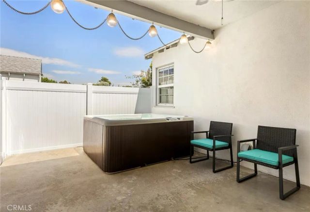 13831 Bessemer, Valley Glen, CA 91401