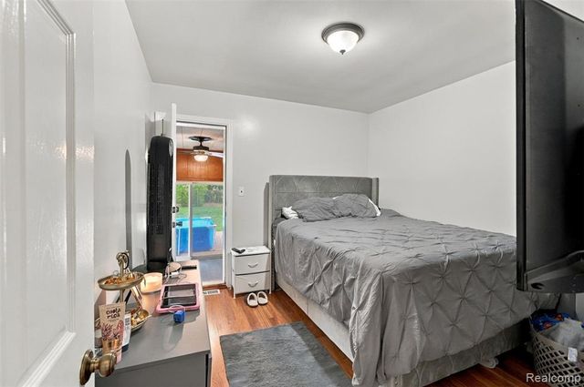 1339 Venice Street, Dearborn, MI 48124