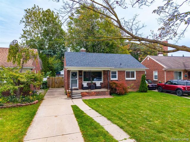 1339 Venice Street, Dearborn, MI 48124