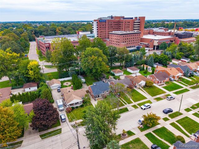 1339 Venice Street, Dearborn, MI 48124