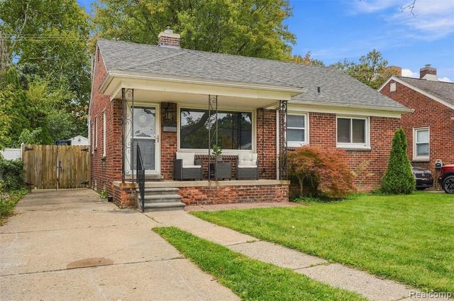 1339 Venice Street, Dearborn, MI 48124