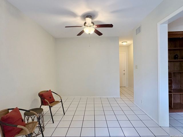 7709 Broadway Apt 103, San Antonio, TX 78209