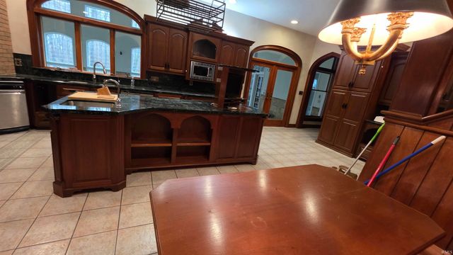 178 W 100 S Road, Rochester, IN 46975