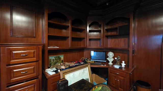 178 W 100 S Road, Rochester, IN 46975