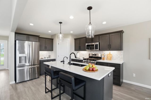 13111 Silk Tree Trail, Fort Wayne, IN 46814