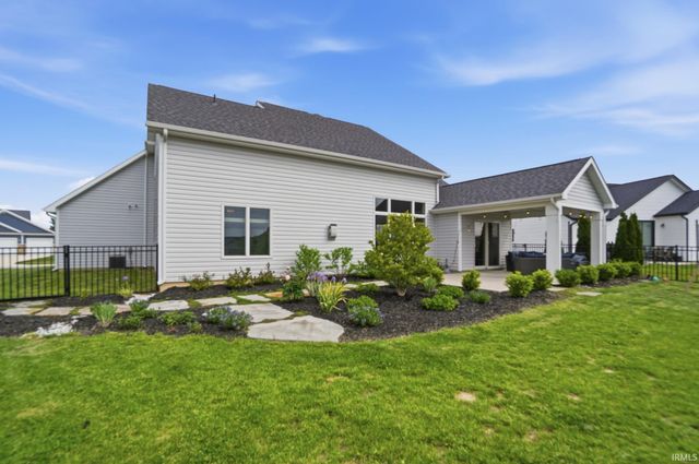13111 Silk Tree Trail, Fort Wayne, IN 46814