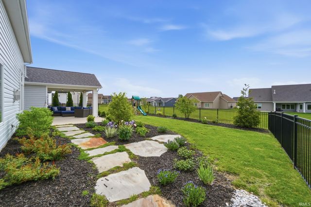 13111 Silk Tree Trail, Fort Wayne, IN 46814