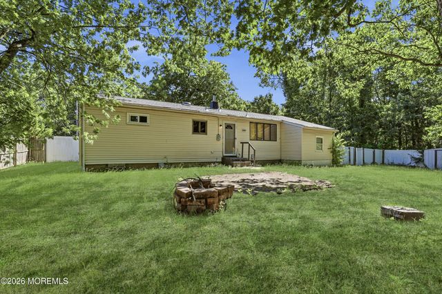 2627 Ridgeway Road, Manchester, NJ 08759