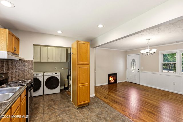 2627 Ridgeway Road, Manchester, NJ 08759